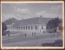 cca 1900 Etyeki utcarészletek(községháza az iskolával, gyógyszertár, katolikus templom, kilátás a Ká...
