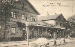 Dálya, Dalj; vasútállomás / railway station (ázott / wet damage)