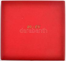 ~1970. "20 év a Honi Légvédelmi Tüzérség Szolgálatában" fém plakett eredeti adományozói dí...