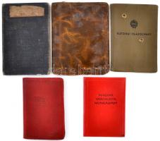 cca 1947-1969 4 db különféle igazolvány: párttagkönyv, szakszervezeti könyv, katonai igazolvány, stb.