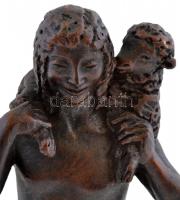Jelzés nélkül: Férfi akt báránnyal. Bronzírózott műgyanta, fa talapzaton, m:27 cm