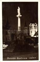 Besztercebány, Banská Bystrica; templomok, szobor, éjjel / churches, statue, at night, photo