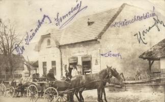 1925 Besenyőtelek, Veres Márton üzlete, lovaskocsi, photo (EB)