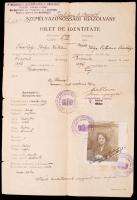 1922 Bukaresti Magyar Nagykövetség által kiállított fényképes igazolvány orvostanhallgató részére / 1922 Picture ID, issued by the Hungarian Consulate in Bucarest