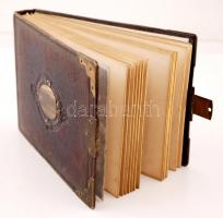 cca 1870 A Traiber, később Vasváry család fényképalbuma 39 fotóval a családról és rokonairól. Képalá...