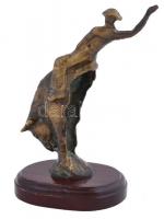 Rodeo. Réz kis plasztika, jelzett, fa talapzaton, m:15 cm