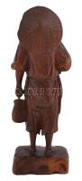 Keleti bölcs, faragott fa, kezéből hiányzik a bot, m:22 cm