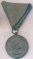 1940. Erdélyi részek felszabadulásának emlékére cink emlékérem mellszalaggal. Szign.:BERÁN T:2-  Hungary 1940. Commemorative Medal for the Liberation of Transylvania zinc medal with original ribbon. Sign.:BERÁN L. C:VF