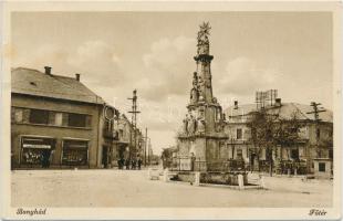 Bonyhád, Főtér, Szentháromság (hosszanti gyűrődés)