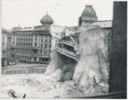1965 A régi Nemzeti Színház bontása és hűlt helye, 4 db fotó, kettő egymáshoz ragasztva, 9x12 cm és ...