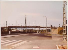 cca 1973 Budapest, Felüljáró a Vidám park szomszédságában, Karai S. felvételei, 3 db fotó, 12x17 cm