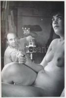 cca 1960 Tiszavölgyi József negatívjáról készült mai nagyítás, finoman erotikus fénykép, 16x11 cm / cca 1960 Erotic photo, 16x11 cm