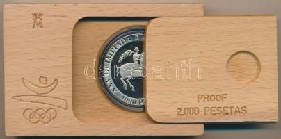 Spanyolország 1991. 2000P Ag "1992 Olimpia - Középkori lovas" eredeti fa díszdobozban, tan...