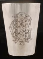 1900 Ezüst (Ag.) születésnapi ajándék pohár, monogrammal, német felirattal, jelzett, d: 7 cm, nettó ...