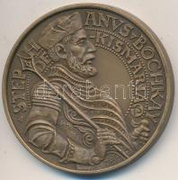 Tóth Sándor (1933-) 1982. "Bocskai István / MÉE Hajdú-Bihar Megye" Br emlékérem (42,5mm) T...