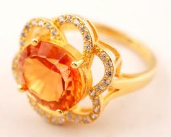 Aranyozott ezüst(Ag) gyűrű narancstopázzal díszítve, jelzett, méret: 55, br: 4,4 g