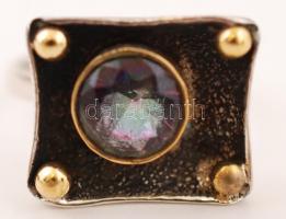 Ezüst(Ag) gyűrű szivárványtopázzal díszítve, jelzett, méret: 52, br: 4,3 g