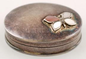 Ezüst(Ag) gyógyszeres doboz gyöngyház díszítéssel, jelzett, br: 15,2 g