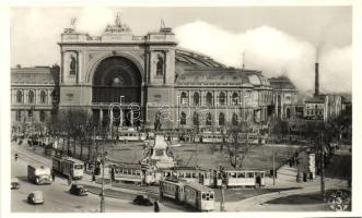 Budapest VII. Keleti pályaudvar, villamos, automobile, autobus