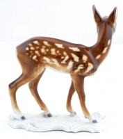 Metzler & Ortloff porcelán őzike, kézzel festett, jelzett, apró kopásnyomokkal, m: 19 cm