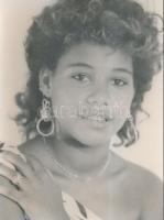 cca 1980 Nigéria hölgyek fotói benne aktokkal is,20db, 24x18cm