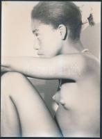 cca 1980 Nigéria hölgyek fotói benne aktokkal is, 20db, 24x18cm