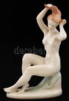 Aquincumi porcelán fésülködő női akt, kézzel festett, jelzett, hibátlan, m:23 cm / Hand painted porcelain female nude