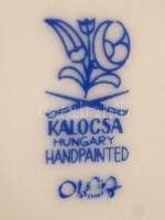 Virágmotívumos kalocsai porcelán kancsó, kézzel festett, jelzett, hibátlan, m: 18 cm