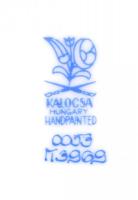 Virágmotívumos Kalocsai porcelán bonbonier, kézzel festett, jelzett, apró kopásnyomokkal, d: 12,5 cm