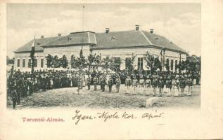 Torontálalmás, Jabuka; Községháza, ünnepség / Town hall, celebration