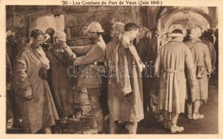 1916 Les Combats du Fort de Vaux / injured soldiers