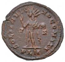 Római Birodalom / Londinum / I. Constantinus 316-317. Follis Br (4.64g) T:2,2- rep.
Roman Empire / ...