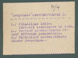 1923 Senyeháza háborús emlékmű felállítása. Kartonra ragasztott fotó, hátoldalán információkkal. Fot...