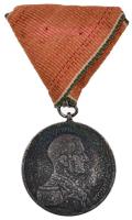 1939. Magyar Kis Ezüst Vitézségi Érem ezüstözött hadifém kitüntetés mellszalagon. Szign.: BERÁN L. T:2,2- patina Hungary 1939. Small Hungarian Silver Gallantry Medal silver plated warmetal medal with ribbon. Sign.: BERÁN L. C:XF,VF patina NMK 436.