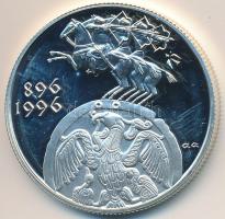 1996. 2000Ft Ag "Honfoglalás" tokban tanúsítvánnyal T:PP ujjlenyomatos
Adamo EM141