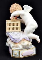 Meisseni Cupid féle puttó kalitkával "Je le captive" felirattal, kézzel festett, jelzett (...