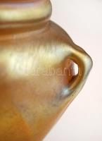 Tiffany jelzéssel kis váza, fémesen irizáló üveg, hibátlan, m:8,5 cm