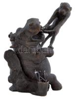 Foghúzó majom, bronz, jelzés nélkül, m:5,5 cm