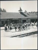 1949 Budapest, Egy éves az úttörő vasút, 4 db fotó, 18x18 és 18x24 cm