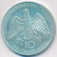 NSZK 1972G 10M Ag "Olimpia-München / Csomó" T:2 patina
FRG 1972G 10 Mark Ag "Olymics...