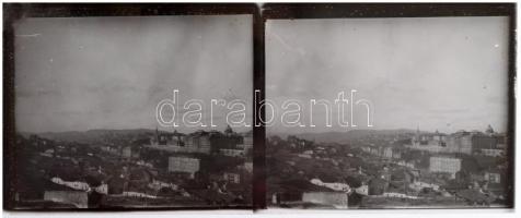 cca 1920 Budapest, 11 db sztereo üveglemez diapozitív képpár a Tabánról, kettő üveglemeznek a sarka ...