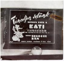 cca 1940 Fekete György (1904-1990) budapesti fényképész specialitása a mozikban nagyfilmek előtt vet...