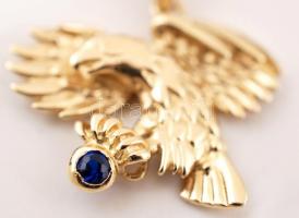 Arany sasfüggő (+kék kő), 14K, Au., 3,2gr., jelzett/ 
Gold pendant (+ blue stone), 14K, Au. 3,2gr.,...