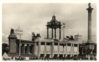 1938 Budapest, XIV. Hősök tere, a XXXIV. Nemzetközi Eucharisztikus Kongresszus Főoltára