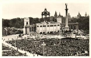 1938 Budapest XIV. Hősök tere, Szentmise, XXXIV. Nemzetközi Eucharisztikus Kongresszus