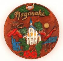 &quot;Nagasaki&quot; feliratú fali dísztál, rajta az óurai templommal, műgyanta(?), d: 20,5 cm