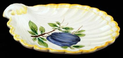 Szilvamotívumos kagyló alakú kerámia kínáló tál, jelzett, kis lekopásokkal, 34×27,5 cm