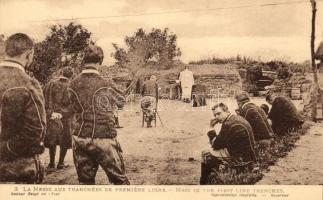 WWI Belgian military, mass in the first line trenches, bank of the Yser
