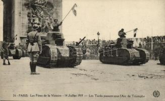 1919 Paris, Fetes de la Victoire / Celebration of the Victory, tank passing through the Arch of Triumph