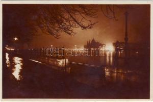 Budapest esti hangulat